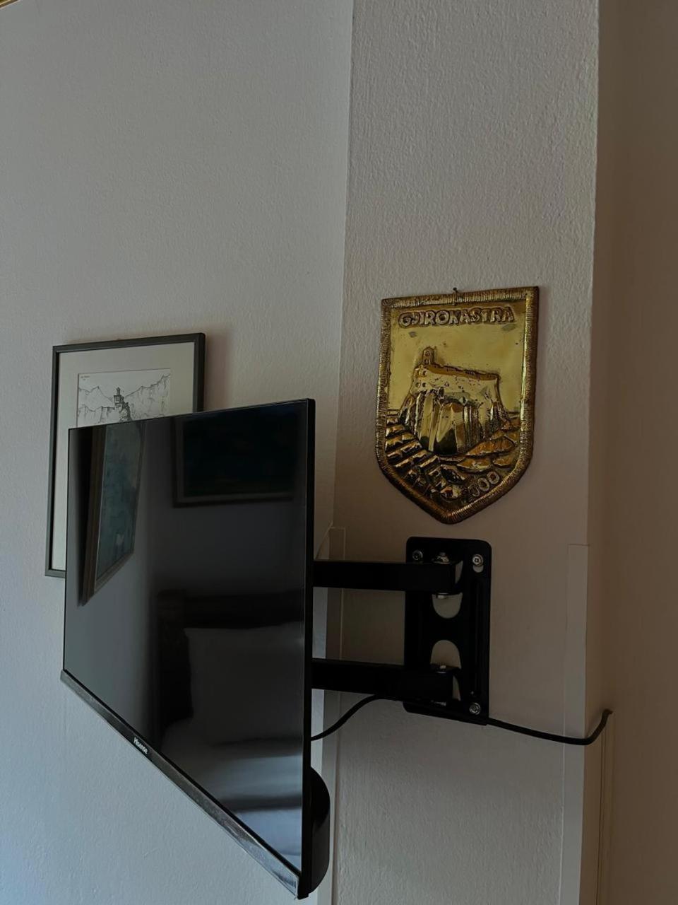 Andria'S Apartment Gjirokastra Zewnętrze zdjęcie
